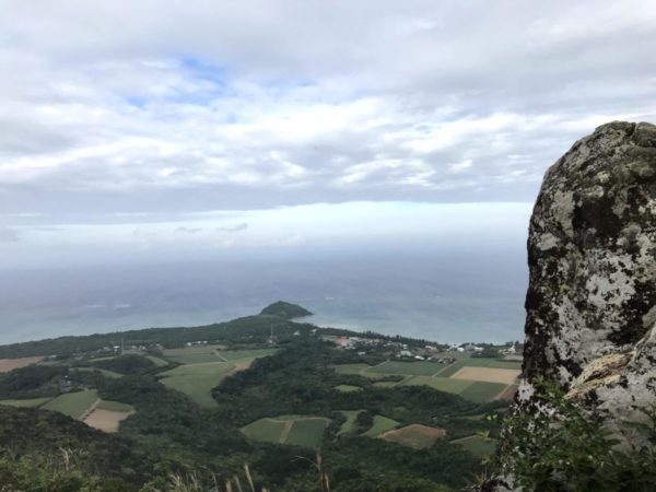 野底マーペー山頂