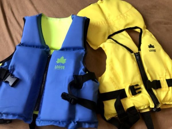 LOGOSライフジャケット】石垣島子連れ旅で海遊びを楽しむ必需品 | 石垣島たびPark