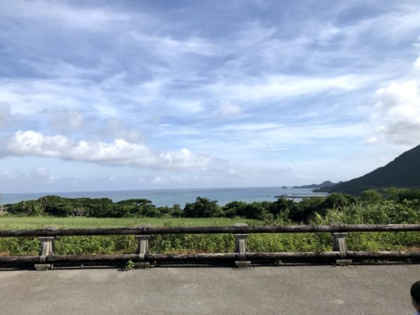 崎枝湾休憩スペース