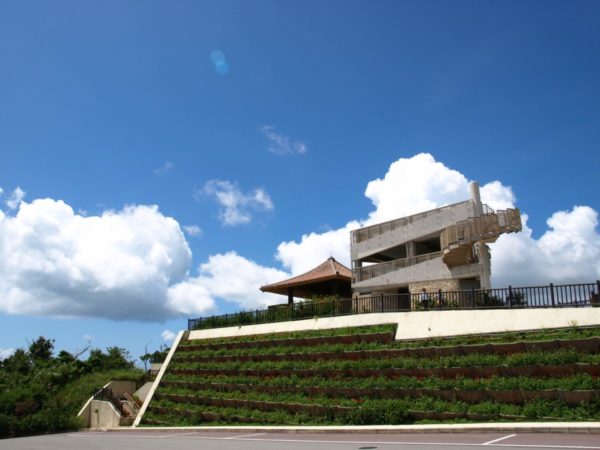 バンナ公園海の見える展望台