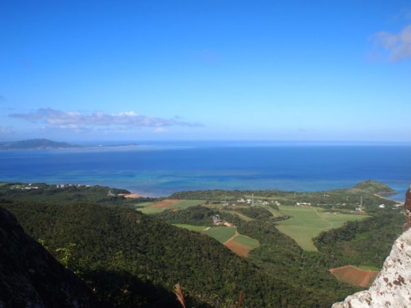 野底マーペー山頂景色